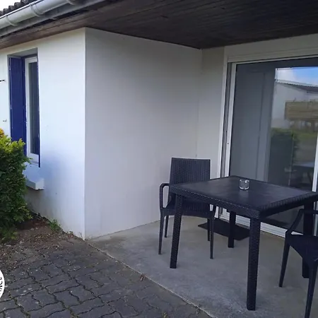 Prázdninový dům 2 Pers. Proche Plages Et Marais Poitevin, Terrasse Couverte, Inclus - Fr-1-426-551 *